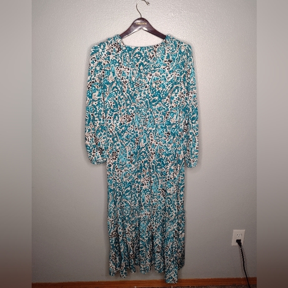 Chico's Ikat Blouson Maxi Dress  Blue Festival Boho Pockets Tiered B9 - Picture 1 of 6